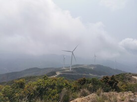 爬山 