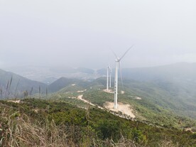 爬山 