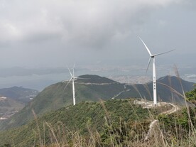 爬山 