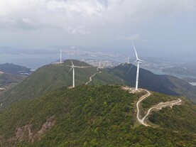爬山