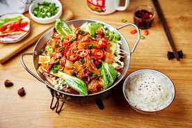 牛筋牛腩锅仔饭