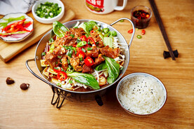 排骨锅仔饭