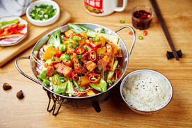 土豆焖肉锅仔