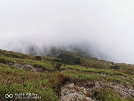 爬山 