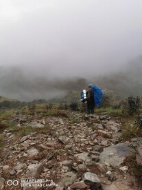 爬山 