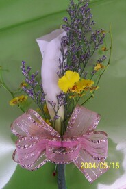 胸花