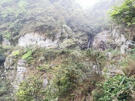 爬山 