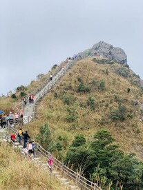 爬山