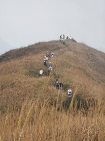 爬山
