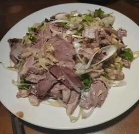 凉拌核桃肉
