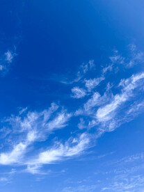 蔚蓝天空