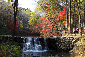 辽宁本溪老边沟大石湖绝美秋色