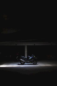 摩托车