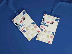 抽绳工作工牌品牌psd样机