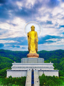 中原大佛