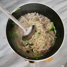 瘦肉面