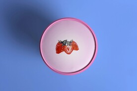 冰淇淋杯碗装素材PSD样机