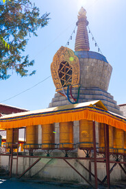 西藏拉萨色拉寺和好塔