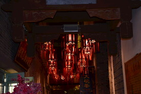 中式建筑走廊灯笼天花灯饰
