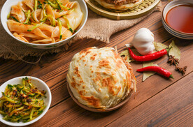 凉皮肉夹馍摄影图