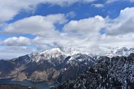 雪山雪峰