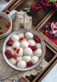 俯拍元宵汤圆素材