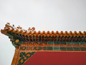 北京德寿寺复古中式建筑屋檐