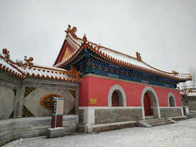 下雪中的北京德寿寺