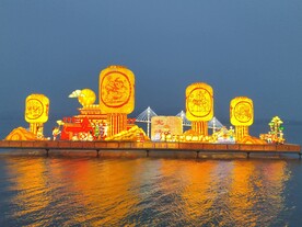 舞钢水灯节