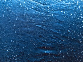 雨伞上的雨水 水珠素材