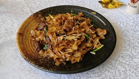 牛肉炒河粉