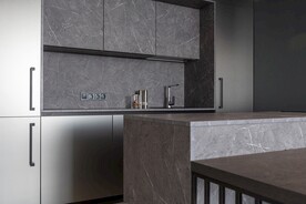 厨房