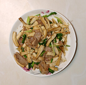 猪肉炒豆腐