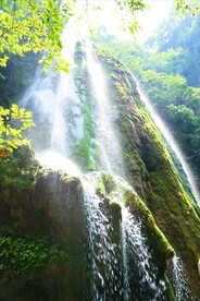 峡谷溪流瀑布 溪