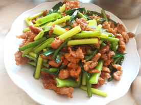 蒜苔小炒肉