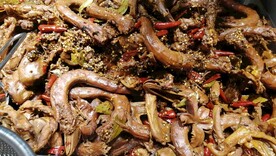 麻辣卤鸭脖