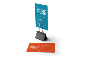 名片卡片样机实物展示效果图