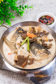 锅仔鱼羊鲜