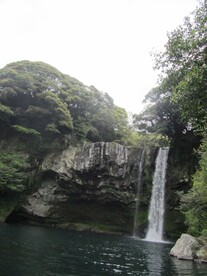 瀑布
