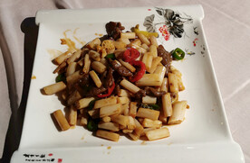 藕尖炒牛柳