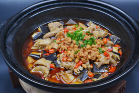 臭豆腐烧肥肠