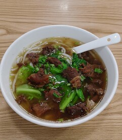 牛腩粉