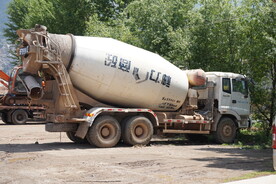 水泥搅拌车