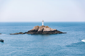 大海灯塔