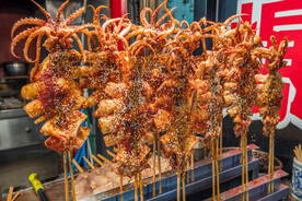 麻辣烤鱿鱼美食