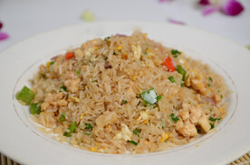 咸鱼鸡粒蛋炒饭