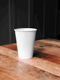 一次性纸杯