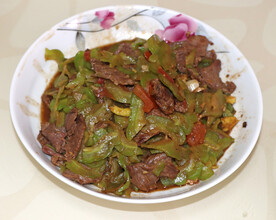 苦瓜炒牛肉