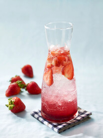 草莓气泡水