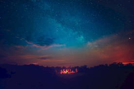野营夜景